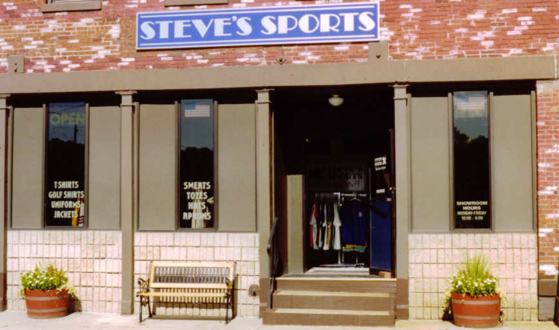 STEVE'S SPORTS